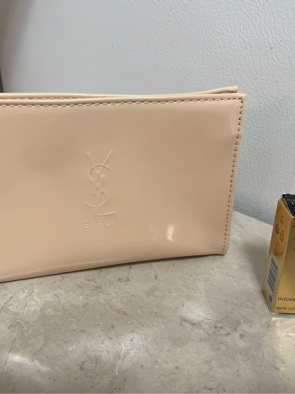 Yves Saint Laurent Black & Gold Lipstick with Cream Patent Pouch NWOT